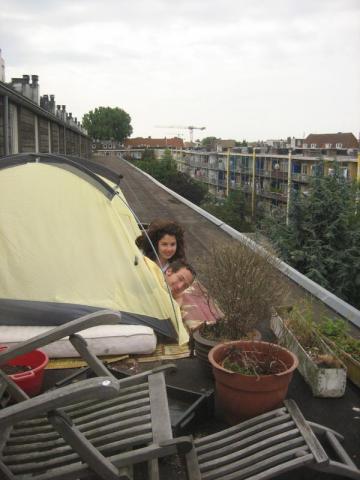 Laura and Rene sleeping on the roof